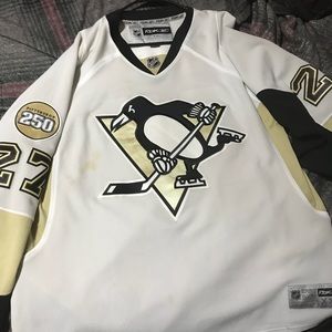Pittsburgh pens jersey